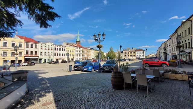 velkometrážní byt na Zámeckém náměstí - Frýdek, parkovací stání, Zámecké nám., Frýdek-Místek – Frýdek