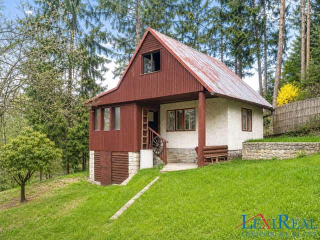 Prodej chaty o velikosti 40 m2 s pozemkem 450 m2 v obci Kabáty u Jílové u Prahy, Jílové u Prahy – Kabáty, okres Praha-západ