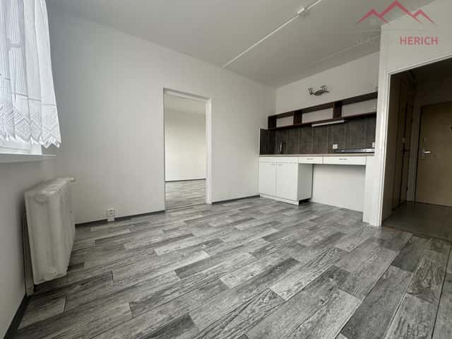 Pronájem bytu 1+1 (36 m2) Kostnická, Chomutov, Kostnická, Chomutov