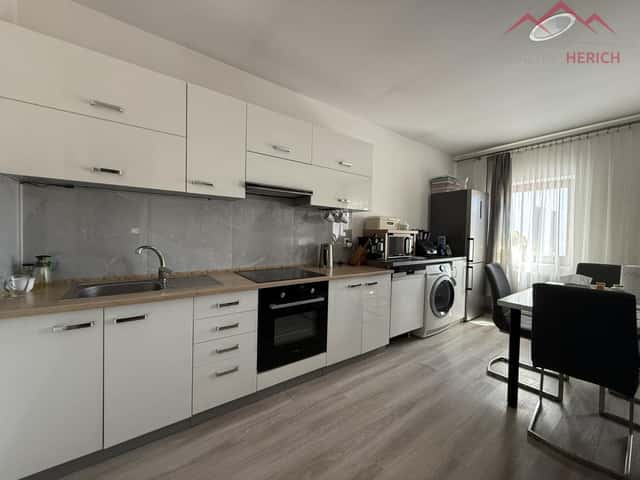 Exkluzivní pronájem podkrovního bytu 3+kk (60 m2) Ruská, Chomutov, Ruská, Chomutov