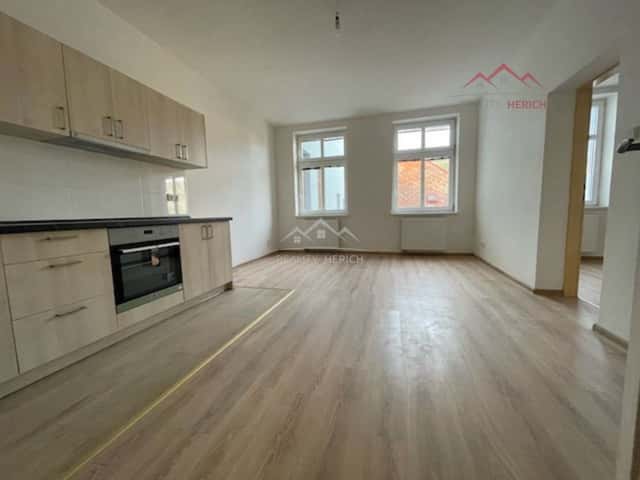 Pronájem bytu 1+1/2+kk (40m2) Ruská, Chomutov, Ruská, Chomutov
