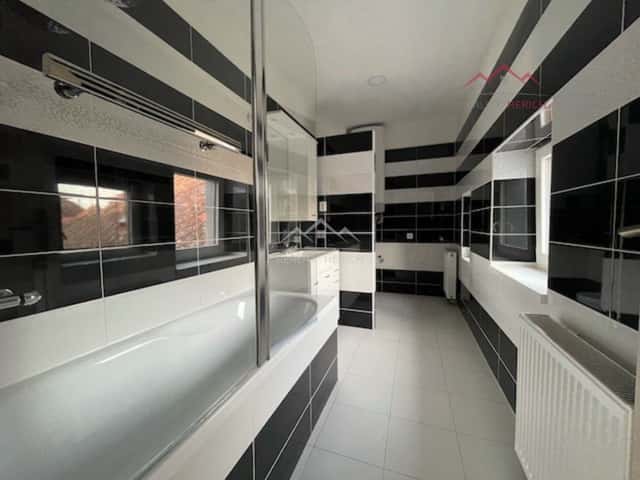 Exkluzivní pronájem bytu 3+1 (4+kk) (90 m2) Ruská, Chomutov, Ruská, Chomutov