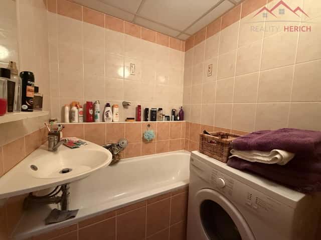 Prodej bytu OV 2+1/L (62m2) Dřínovská, Chomutov, Dřínovská, Chomutov