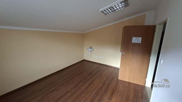 Kancelář - 13.5 m2 - Český Těšín - Rybařská, Rybářská, Český Těšín – Mosty, okres Karviná