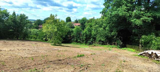 Exklusivní prodej krásného stavebního pozemku o výměře 1 280 m2, Sázava - Čeřenice, okr Benešov, Sázava – Čeřenice, okres Benešov