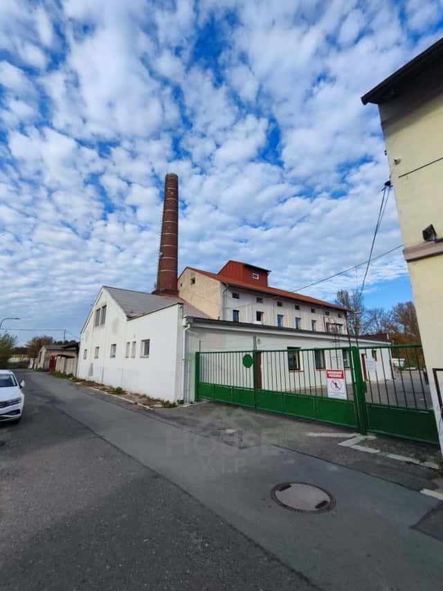 Prodej areálu 1.800 m, Sportovní, Přelouč., Sportovní, Přelouč, okres Pardubice