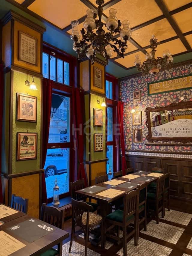 Pronájem Nové restaurace 320 m, Praha - Karlín, Křižíkova, Praha 8 – Karlín