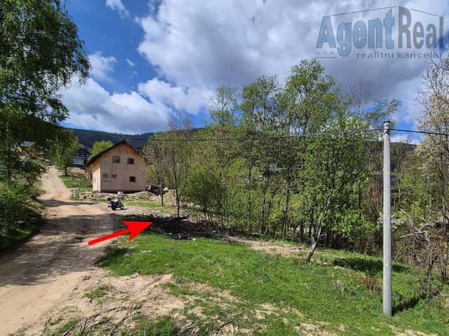 Prodej stavebního pozemku ve Stříbrnicích 2086 m2, Staré Město – Stříbrnice, okres Šumperk