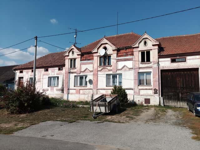 Prodej domu 5+1, pozemek 3 632 m2 - Korolupy, Korolupy, okres Znojmo