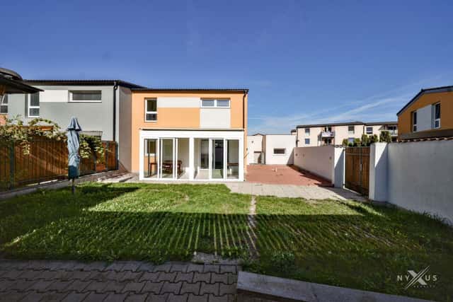 Pronájem domu 5+kk - 154 m2 s garáží, pozemek 306 m2, Hostouň, Středočeský kraj, U Tvrze, Hostouň, okres Kladno