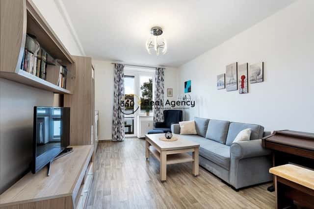 Prodej světlého bytu 2+1 s balkonem a výhledem, Praha 8 Libeň., Na Rokytce, Praha 8 – Libeň