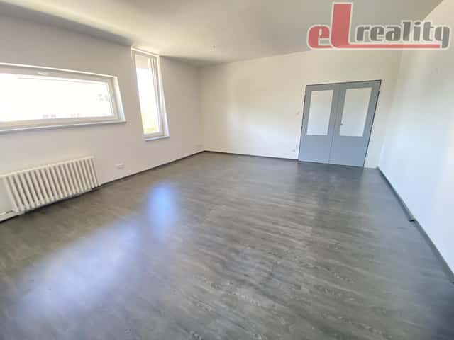 Pronájem kanceláře, Hranice, ul. Tř. 1. máje, 45 m2, Tř. 1. máje, Hranice – Hranice I-Město, okres Přerov