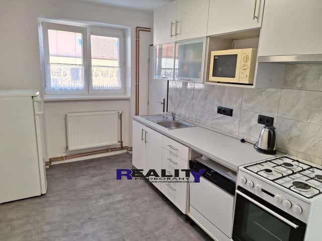 prodej bytu 2+1, 60 m2, Vroutek, Husova, Vroutek, okres Louny
