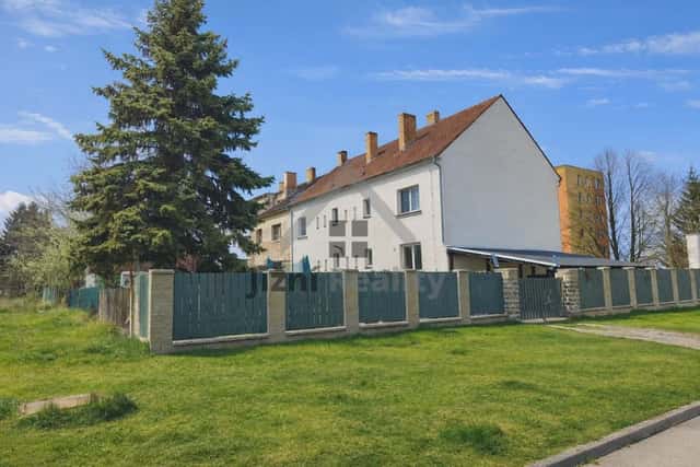 Prodej domu v Českých Velenicích, Komenského, České Velenice, okres Jindřichův Hradec