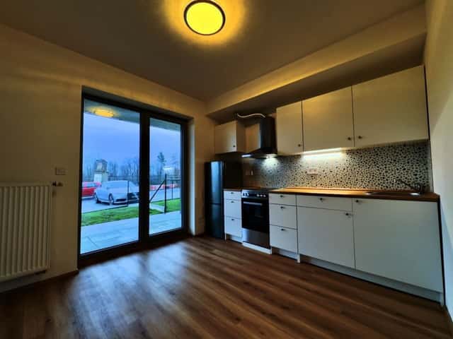 Pronájem bytu se zahradou 1+kk 31 m, Kutná Hora, Plk. Loudy, Kutná Hora – Žižkov