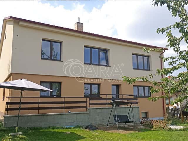 Pronájem, byt 4+1, 99 m2, se zahradou + 2x parkovací stání, Vochov, Vochov, okres Plzeň-sever