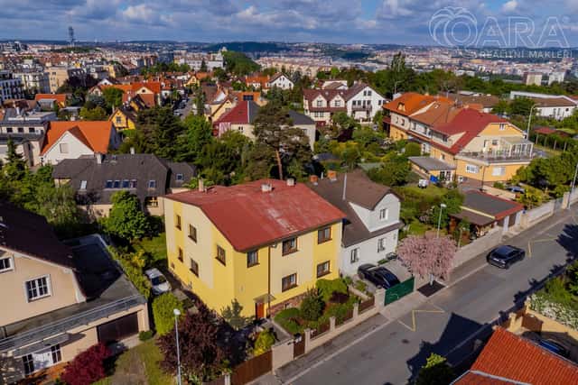 Rodinný dům 7+2, ul. Šikmá, Praha - Žižkov, Šikmá, Praha 3 – Žižkov