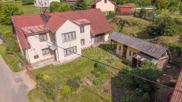 Prodej rodinného domu a zahrady, Libež, Libež, okres Benešov