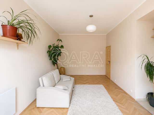 Komerční prostor 35 m² s terasou, Praha 2 Vinohrady, Nad Petruskou, Praha 2 – Vinohrady