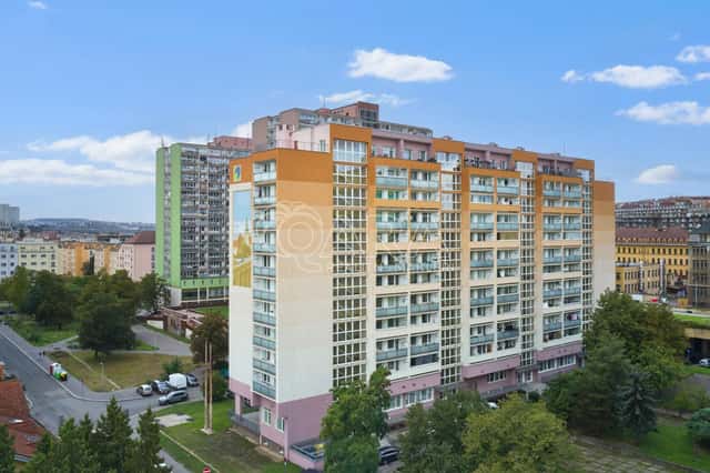 Prodej světlého bytu 3+1 75m2 se dvěma lodžiemi, Praha 10 Vršovice, Uzbecká, Uzbecká, Praha 10 – Vršovice