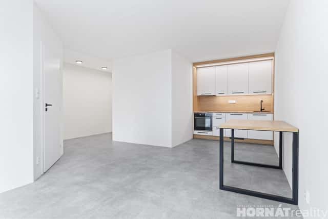 Prodej 2+kk, Hostivice, 47 m2, Kmochova, Hostivice, okres Praha-západ