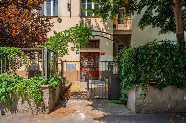 Prodej bytu 1+1 53 m2, ul. Na Střelnici, Praha 8 - Karlín, Na střelnici, Praha 8 – Karlín