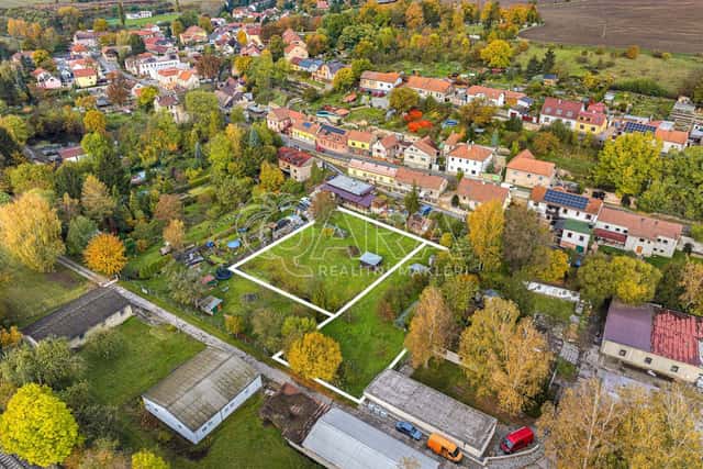 Výjimečný stavební pozemek v obci Koleč - 1133 m2, Koleč, okres Kladno
