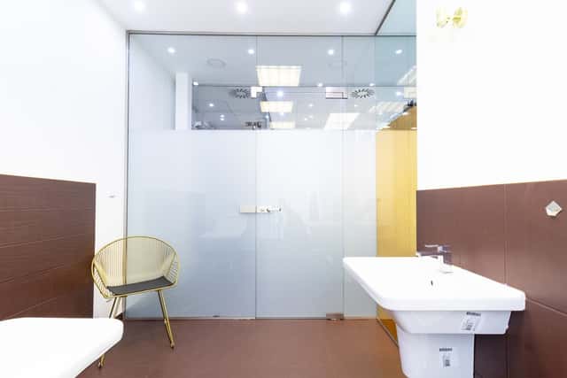 Pronájem kosmetického studia, 13 m2, Praha 8 - Karlín, Křižíkova, Praha 8 – Karlín