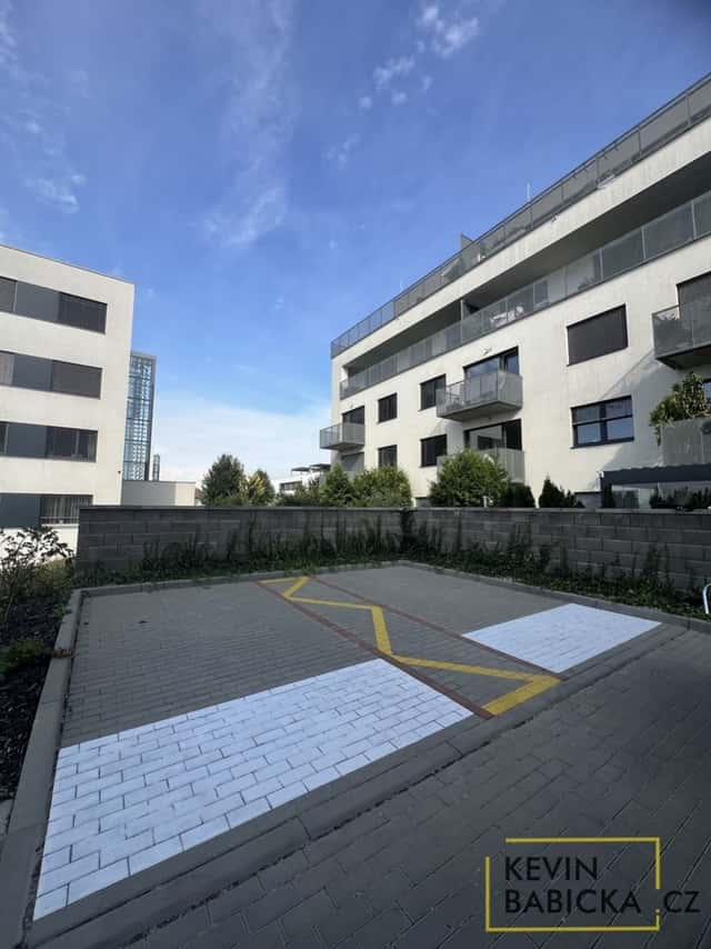 Prodej parkovacího stání 16 m, ul. Kumpoštova, Brno-Sadová, Kumpoštova, Brno – Sadová, okres Brno-město