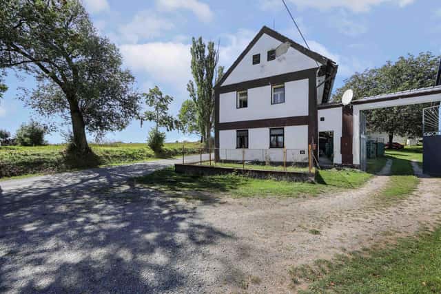 Prodej prostorného rodinného domu o zastavěné ploše 157 m2 v klidné části Plzeňského kraje, Dřevec, Kožlany – Dřevec, okres Plzeň-sever