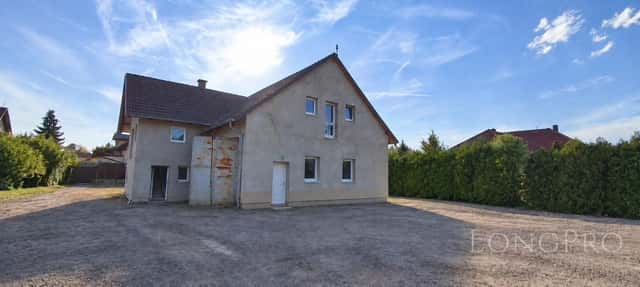 Provozní areál, 340 m2, pozemek 1145 m2, Dlouhá Lhota, okres Příbram