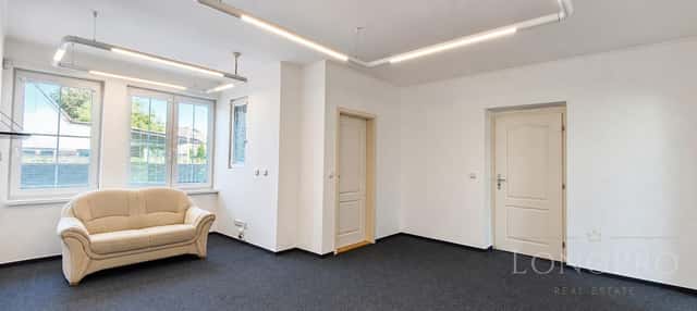 Pronájem kanceláří, 75 m2, Ústecká, Praha 8 – Dolní Chabry