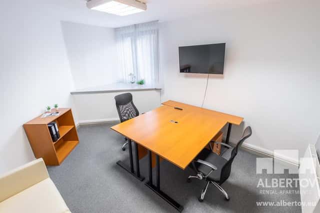 Pronájem kanceláře 35 m2, Praha 2, Horská, Praha 2 – Nové Město