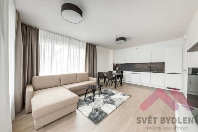krásný nový byt 3+kk, 68m2, balkon 5m2, kompletně zařízeno, pronájem bez provize, Praha 9, Hindlova, Praha 9 – Vysočany