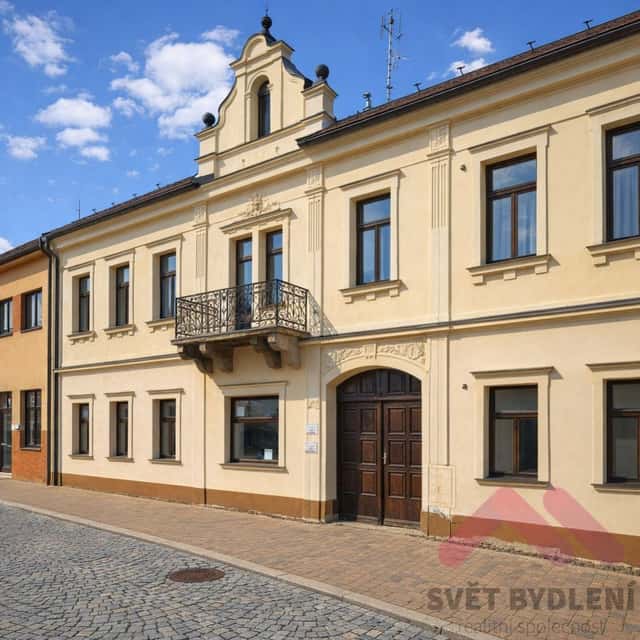 Investiční příležitost činžovní dům s byty a nebytovými prostory v centru Jilemnice, Jana Harracha, Jilemnice, okres Semily