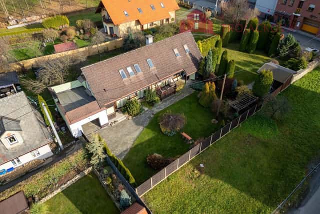 Prodej rodinného domu 4+1 , 199 m2, garáž, pozemek 448 m2, Rožnov pod Radhoštěm, Na zahradách, Rožnov pod Radhoštěm, okres Vsetín