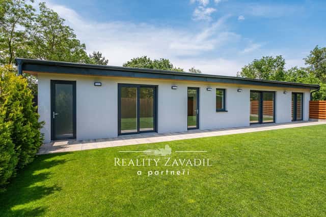 Novostavba rodinného domu 4+kk , 111 m2, v Praze Kyje, klidná lokalita v přírodě, Za černým mostem, Praha 9 – Hloubětín