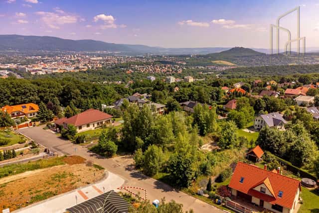 Prodej pozemku 2334 m2, Všechlapy u Zabrušan, Zabrušany – Straky, okres Teplice