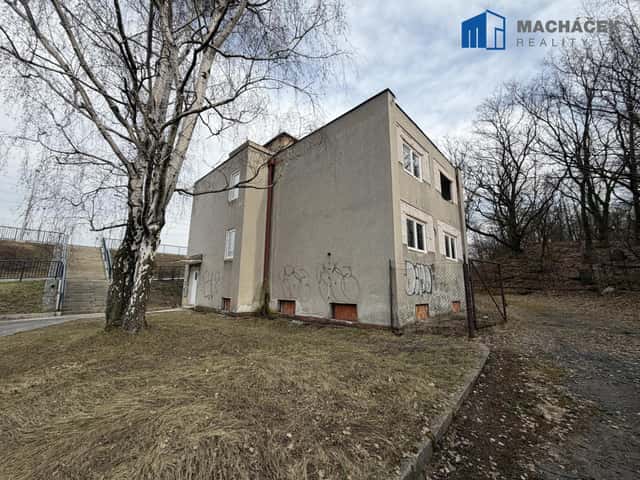 Prodej rodinného domu - 2 bytové jednotky 3+1 (každá 75 m2), Duchcov, Teplická 1276/148, Teplická, Duchcov, okres Teplice