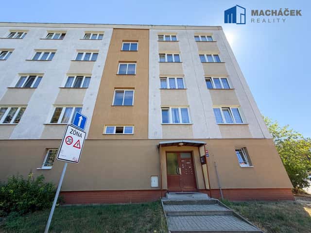 Družstevní byt 2+1+L, 51,96 m2, v Teplicích, ulice Duchcovská 400., Duchcovská, Teplice – Řetenice