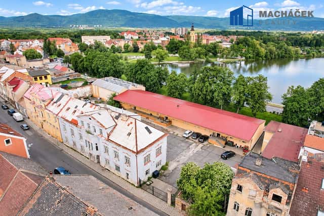 K prodeji komplex investičních budov, 3.632 m2, Duchcov, Husova 1574/31a., Husova, Duchcov, okres Teplice