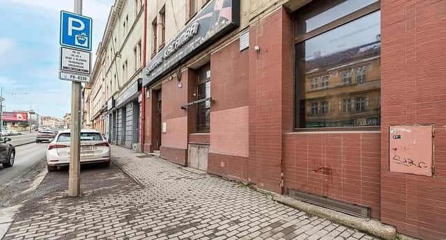 Pronájem komerčního prostoru 240 m², Praha 8 Libeň, ul. Sokolovská, Praha 8 – Libeň