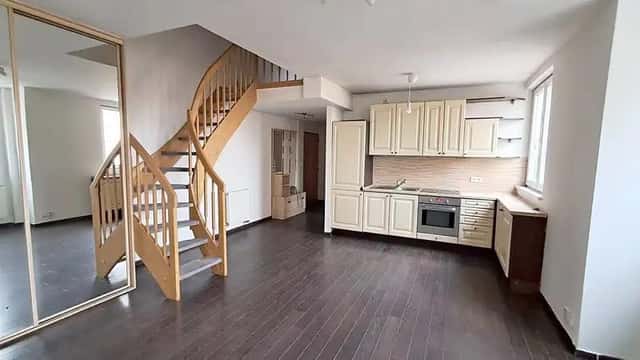 Pronájem mezonetového bytu 1+kk, 50 m² s balkonem, Jabloňová, Praha 10, Jabloňová, Praha 10 – Záběhlice