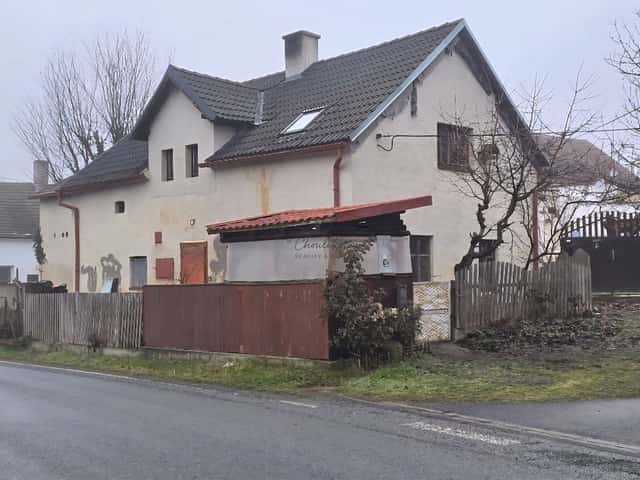 Prodej rodinného domu se stodolou a pozemkem o výměře 1 836 m, část obce Svojšín, okres Tachov, Svojšín, okres Tachov