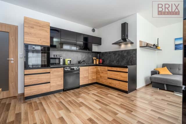 Prodej bytu 2+kk, 57 m2, Oty Bubeníčka, Praha, Oty Bubeníčka, Praha 10 – Uhříněves