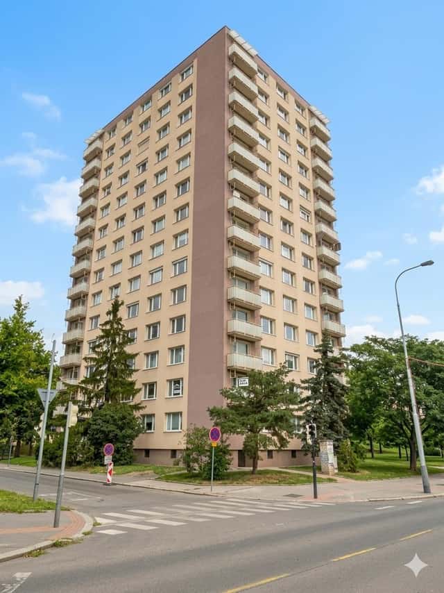 Prodej bytu 3+1 s balkonem, 71 m² Praha 10, Malešice, Počernická, Praha 10 – Malešice