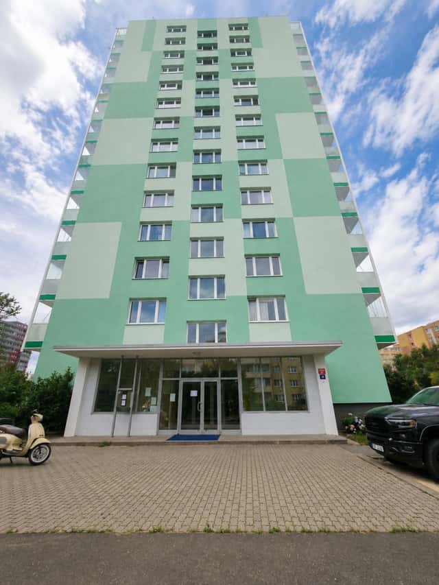 Prodej moderního a kompletně vybaveného bytu 1+kk, 23 m, ul. Chmelová, Praha 10 - Záběhlice, Praha 10 – Záběhlice