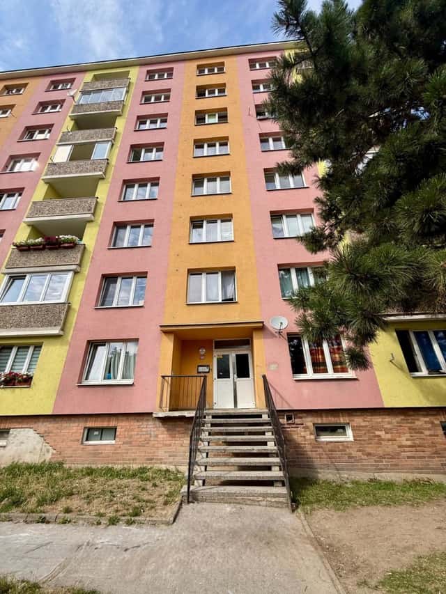 Prodej bytu 3+1 60 m² Kamenná, Chomutov, Kamenná, Chomutov
