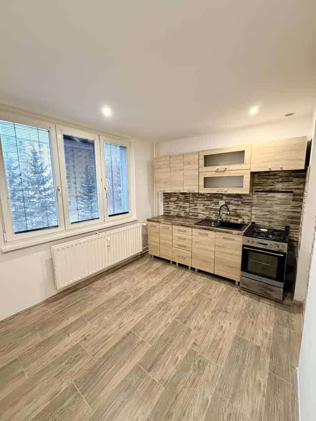 Prodej bytu 2+1 59 m² Kamenná, Chomutov, Kamenná, Chomutov