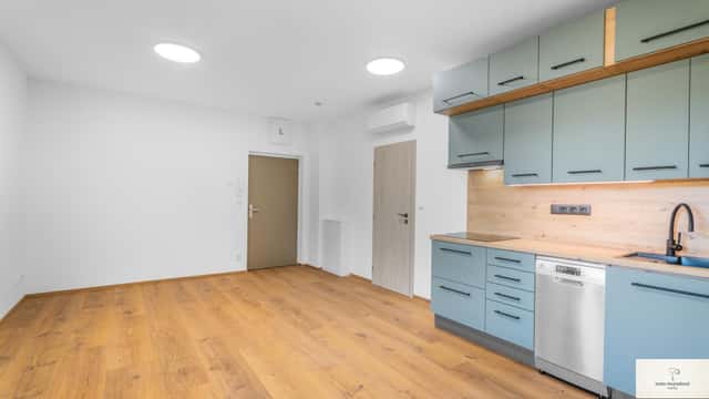 Pronájem zcela nového bytu 2+kk (43,5 m²) s balkonem a parkováním Bytový dům U Hofmannů, U Štěpánků, Hořovice, okres Beroun